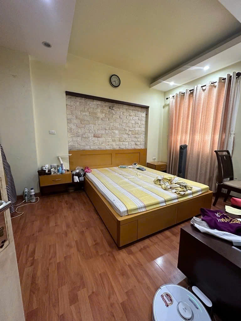 Nhà đẹp phố Đội Cấn, Ba Đình. 40m2, 4 tầng, MT 4.8M , 8.8 TỶ.
